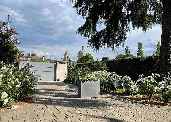 Bed & Breakfast Charme 4*